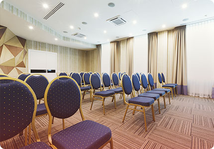 Programas com viagem intermacional Self Idiomas em Piracicaba